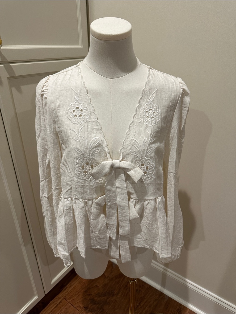mine White Embroidered Tie-Front Peplum Blouse